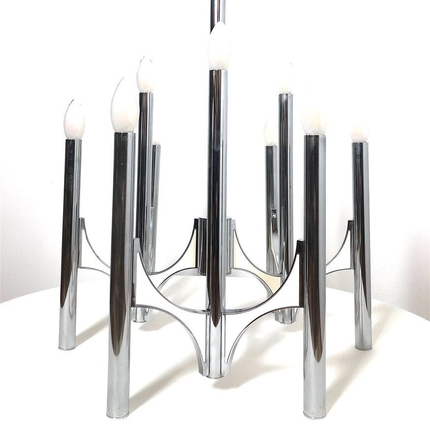 Iconic chandelier by Gaetano Sciolari with nine lights, 1970s.