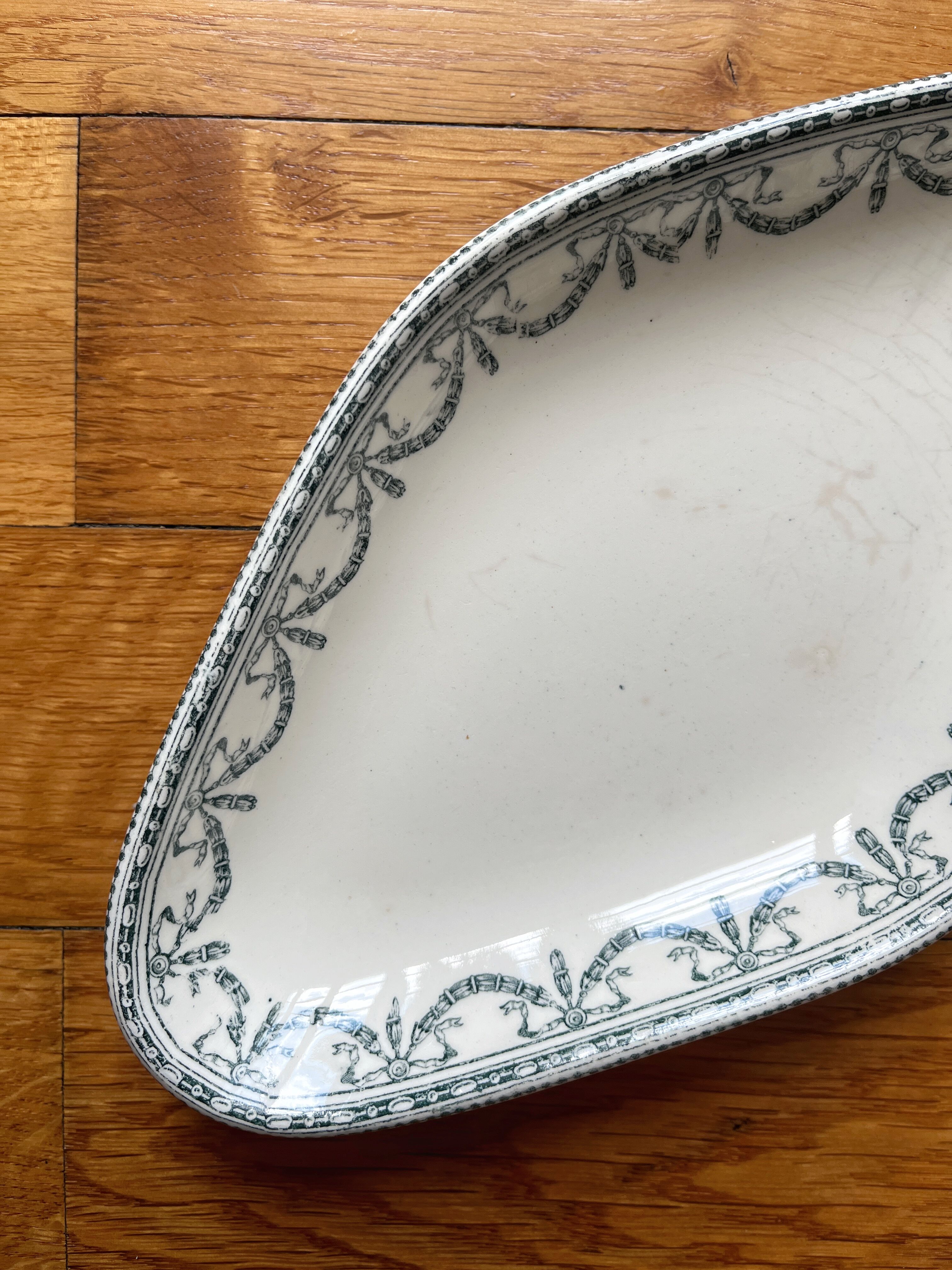 Ravier in ironstone "Louis XVI Garlands" Salins