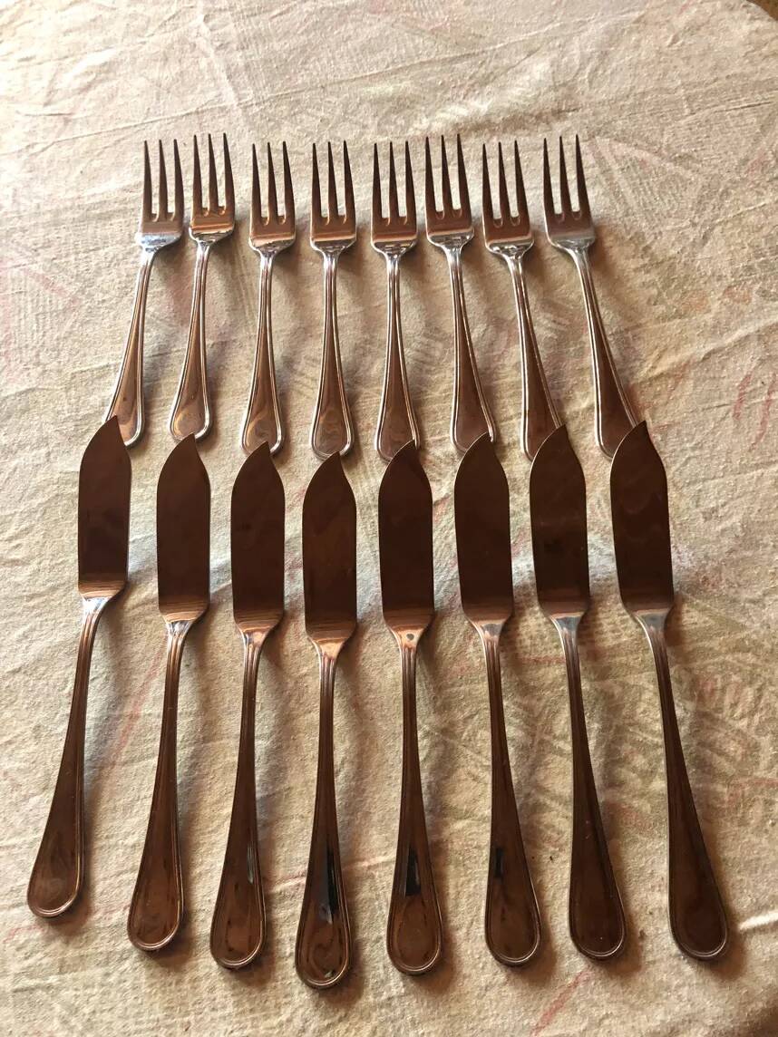Guy Degrenne fish cutlery set of 8