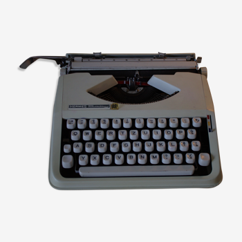 Machine à écrire hermes baby