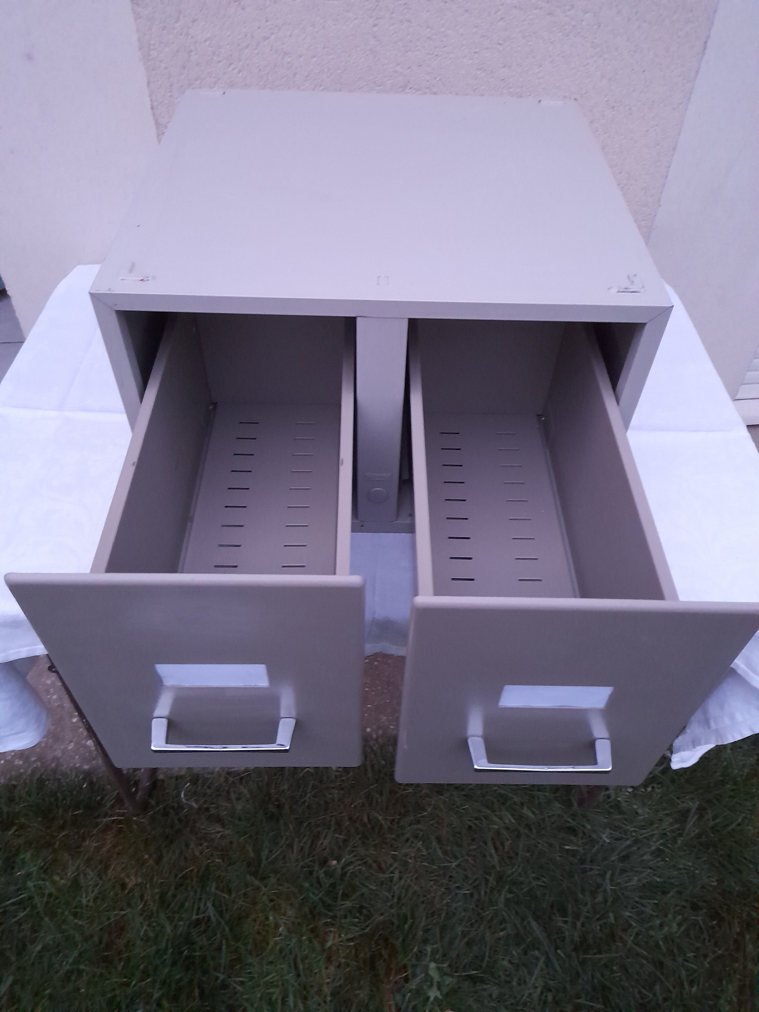 Metal cabinet 2 drawers industrial loft 70s