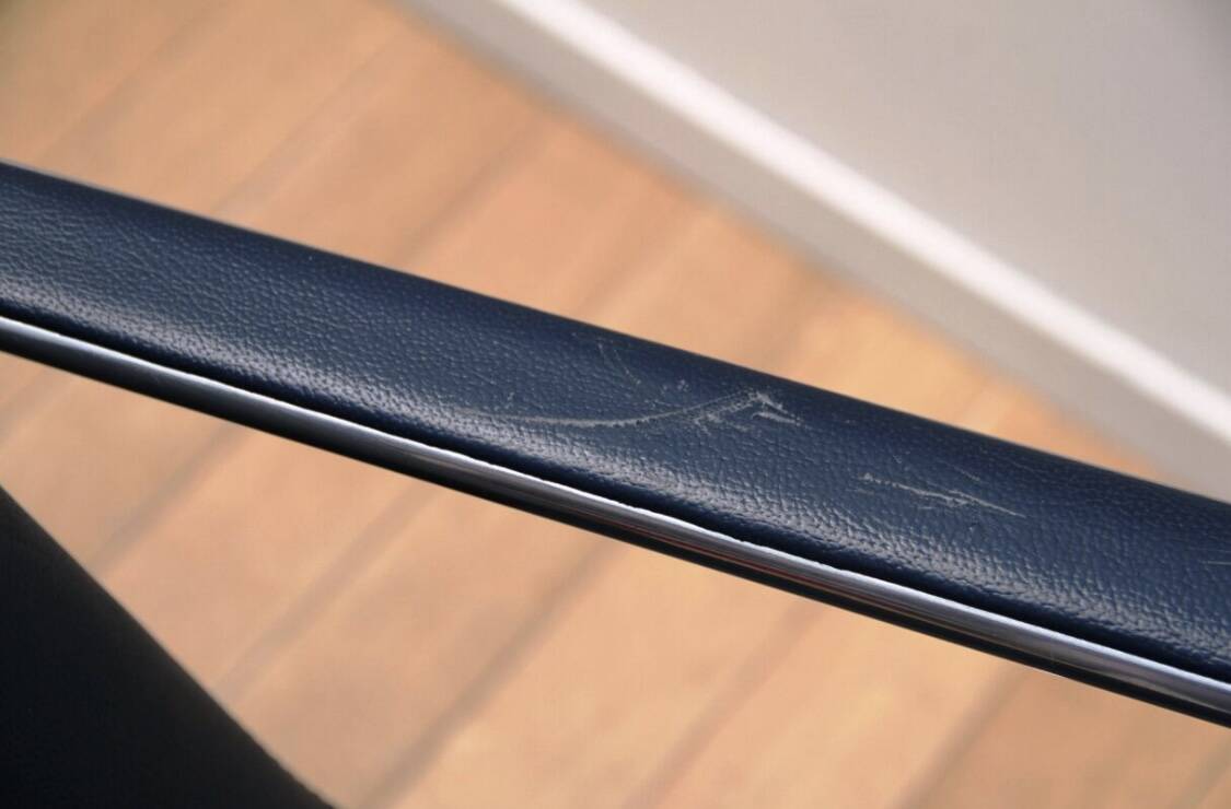 Office chair by Arrows