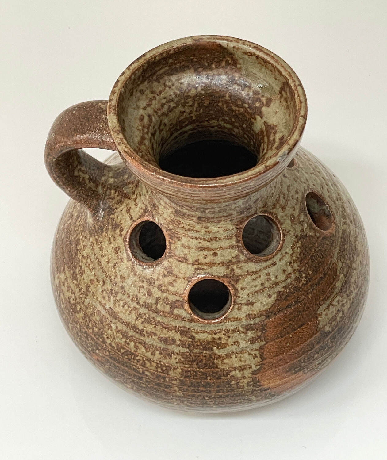 Petit vase ajouré en céramique vintage Kéraluc années 60/70