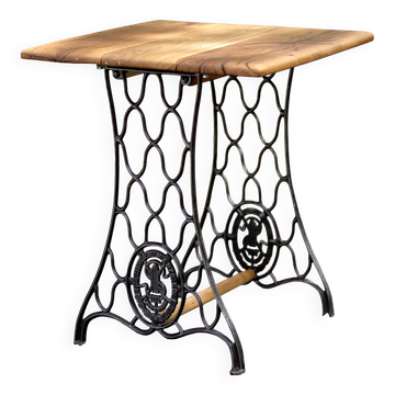 Old industrial table with sewing machine base – solid wood