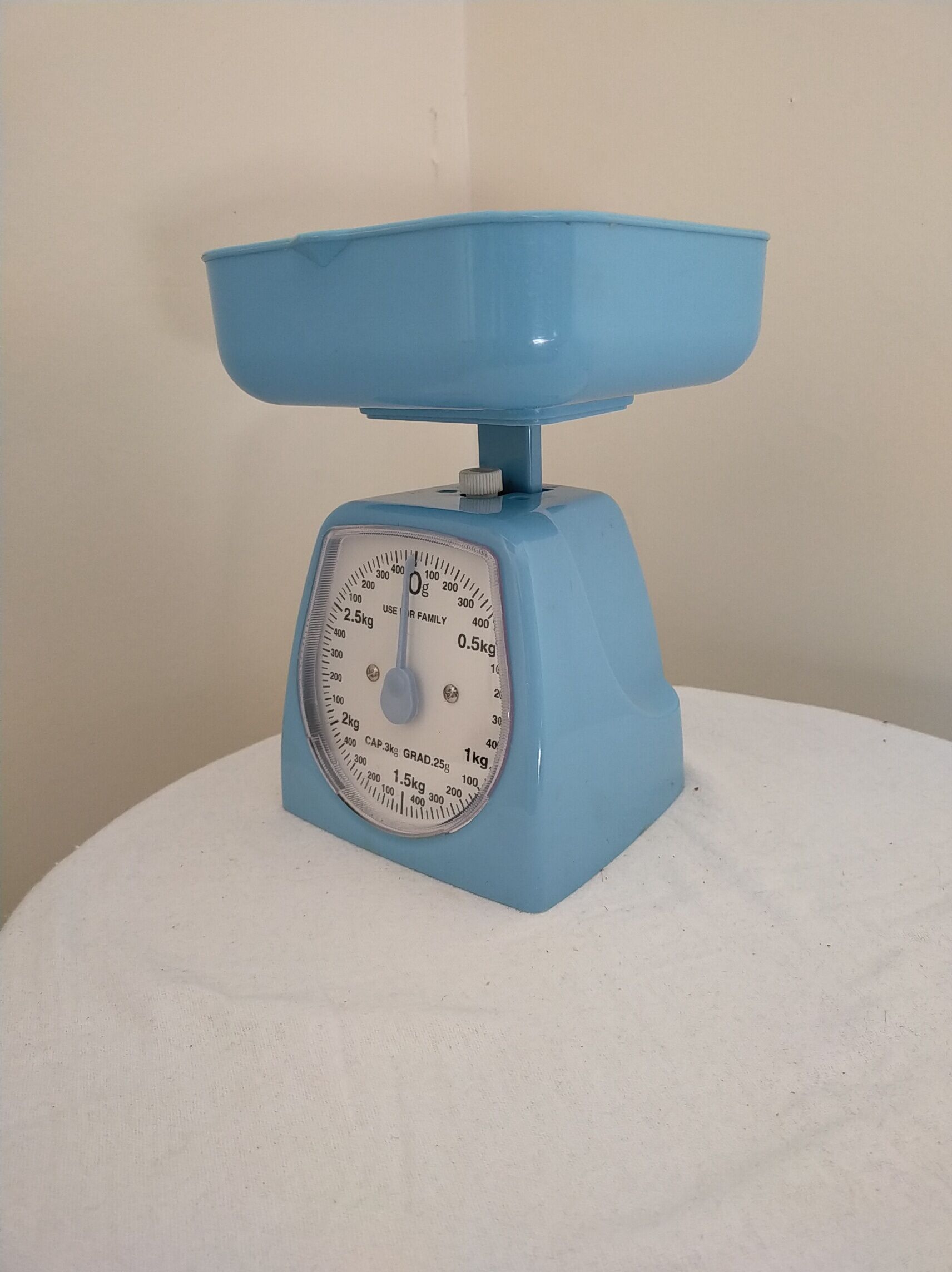 Kitchen scale from the 60s/70s