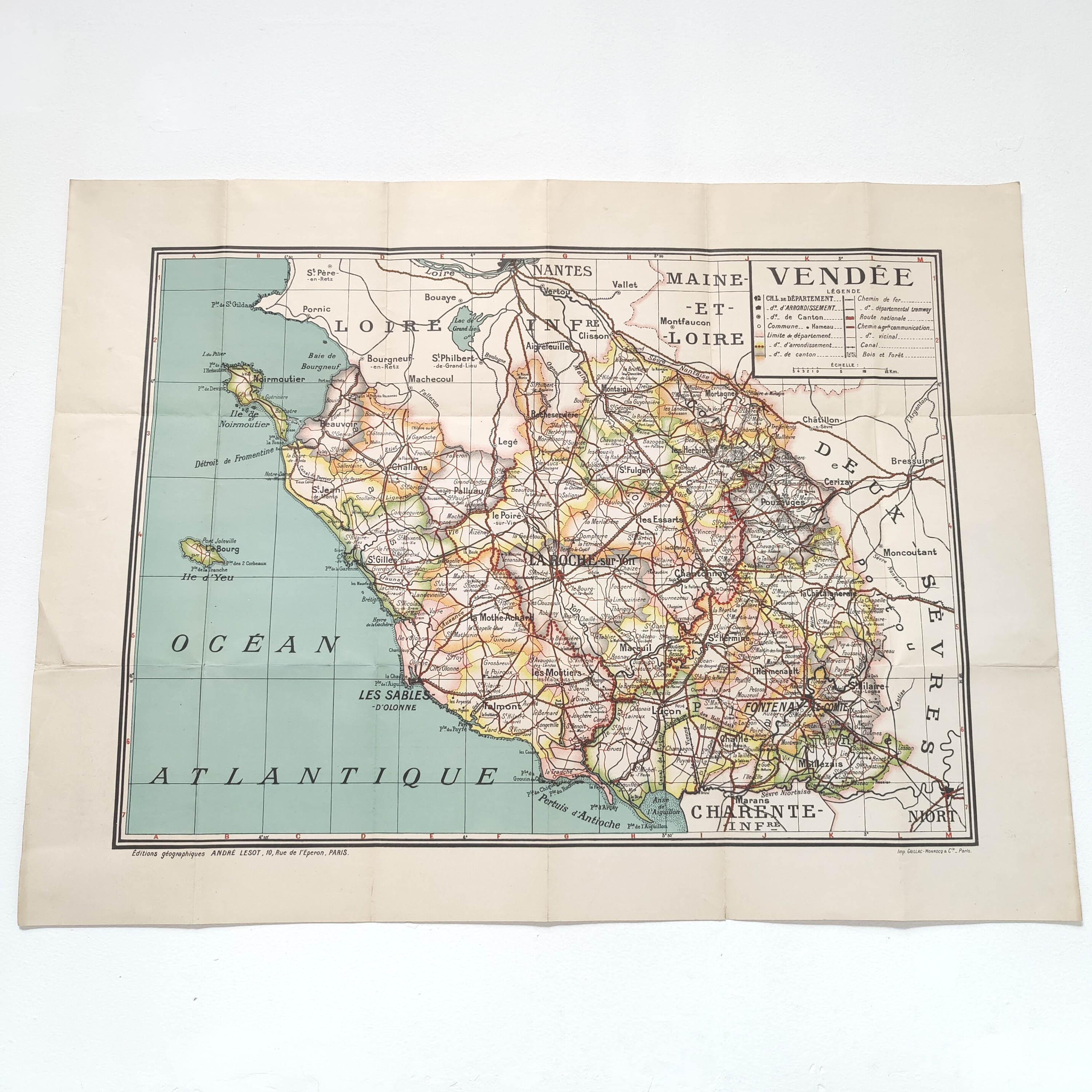 Vintage map Vendée Pays de la Loire