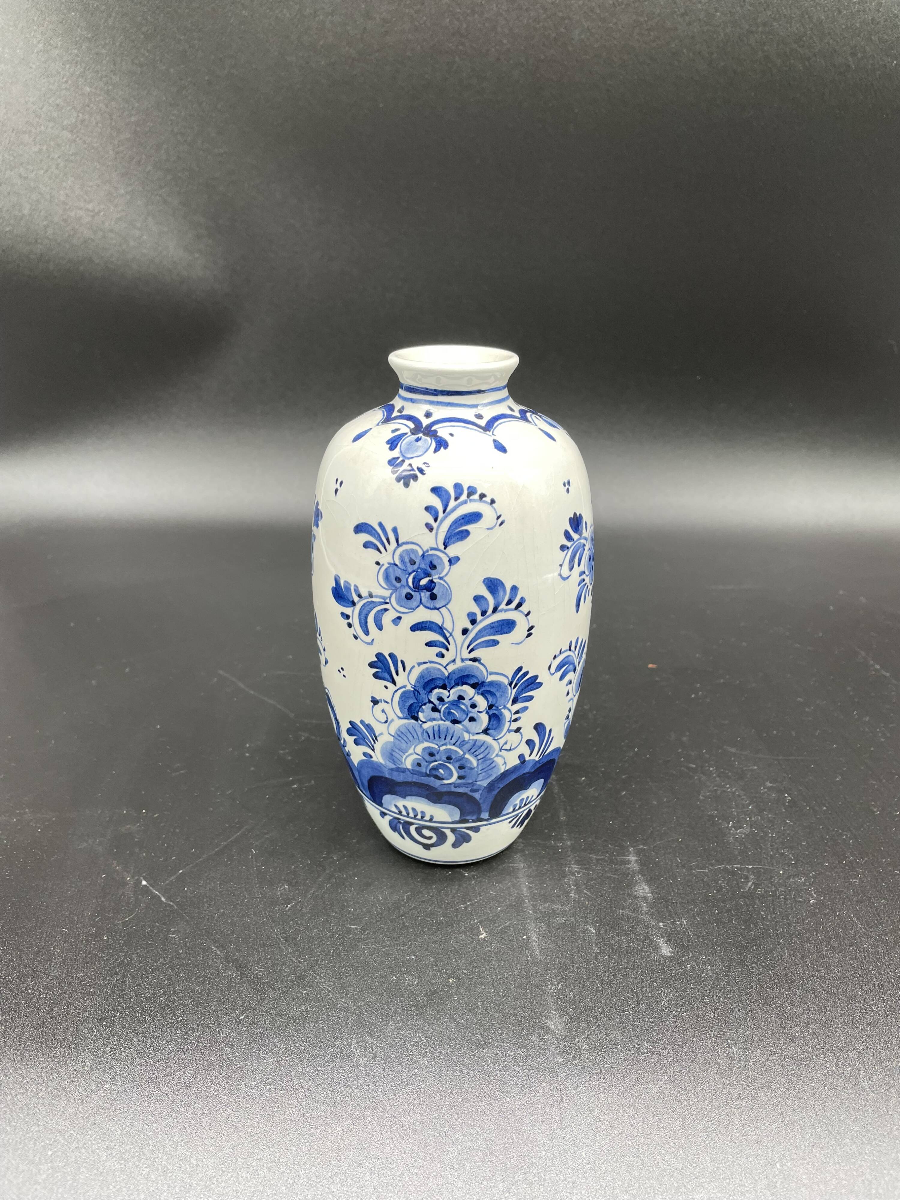 Vintage, ovoid vase, Delft