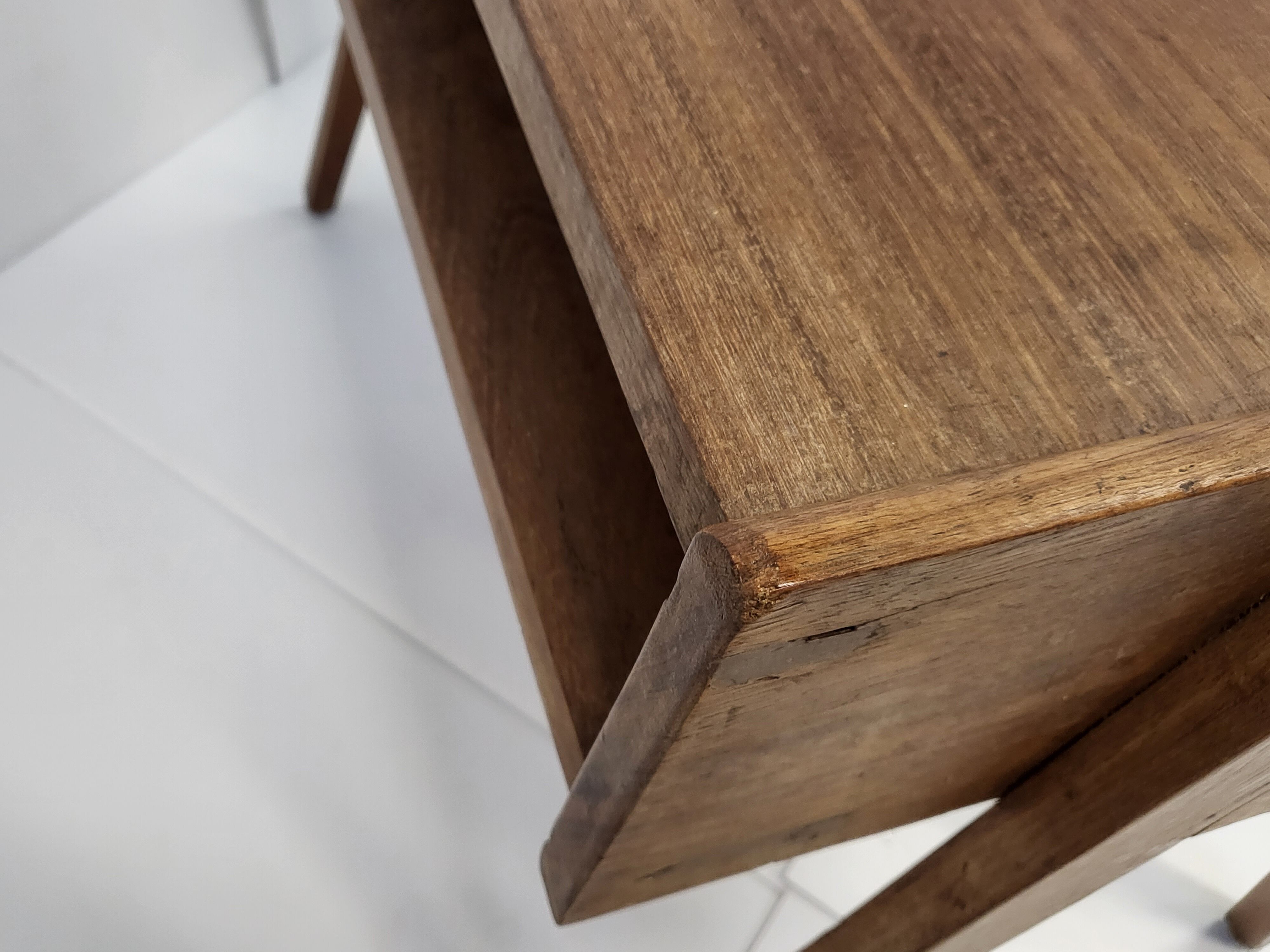 Vintage table 1950 compass feet