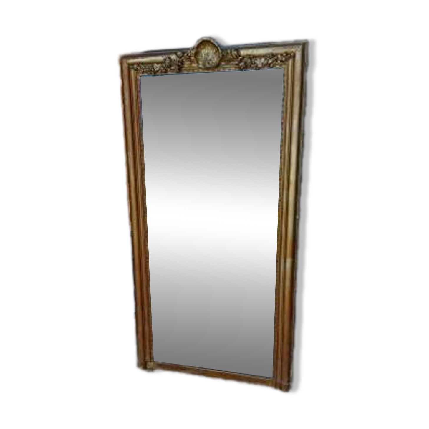 19th century mirror in wood and gilded stucco "scallop shell"