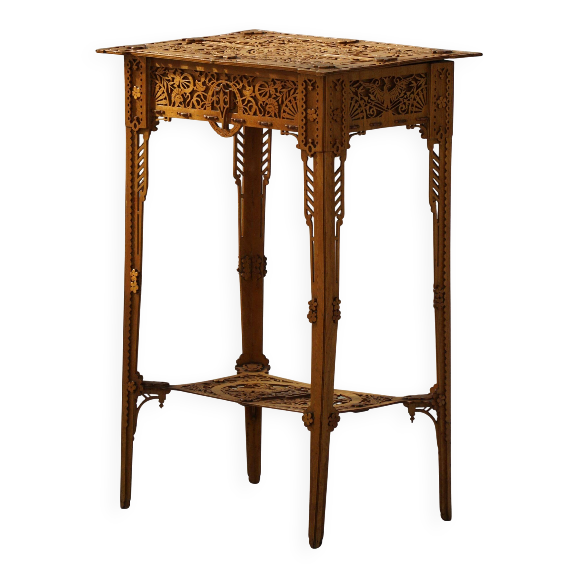 Console / Carved Side Table in Chippendale Style from the 20th Century with Storage
