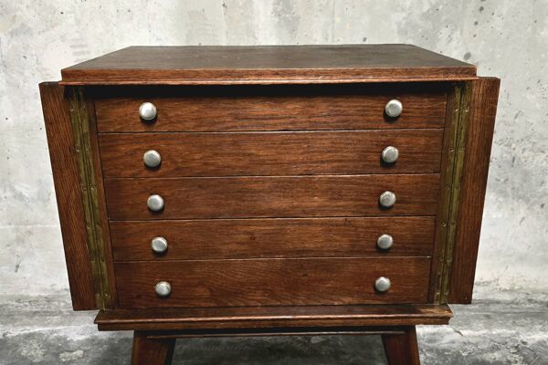 Meuble argenterie vide / meuble à couverts vintage sur pieds compas – année