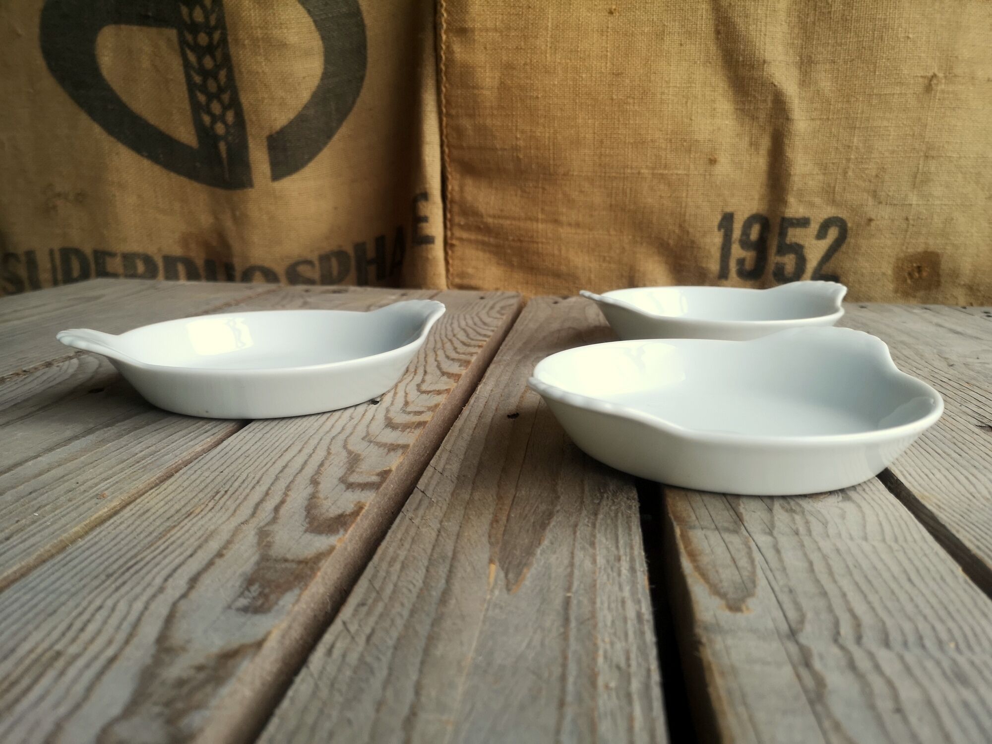 3 Small Round Dishes in White Porcelain Pillivuyt