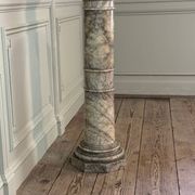 Colonne en albâtre, vers 1880