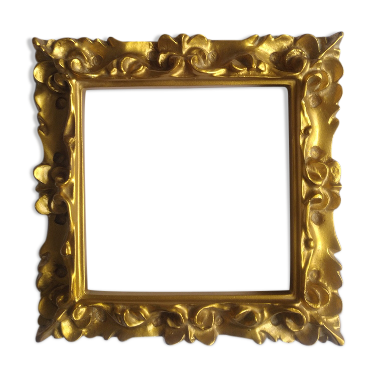 Sculpted square golden frame