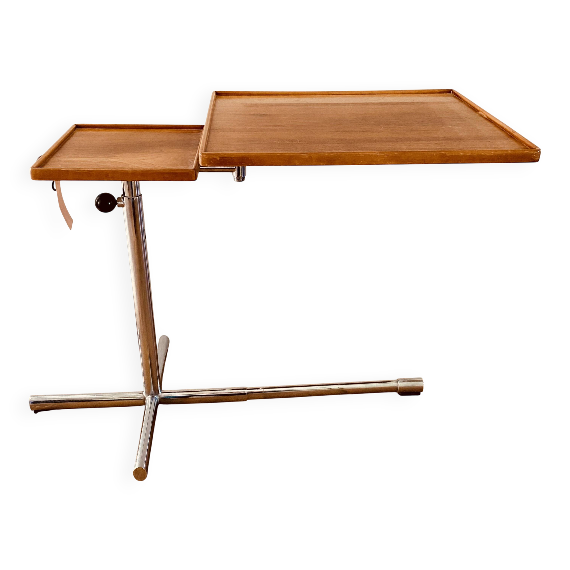 Caruelle Table