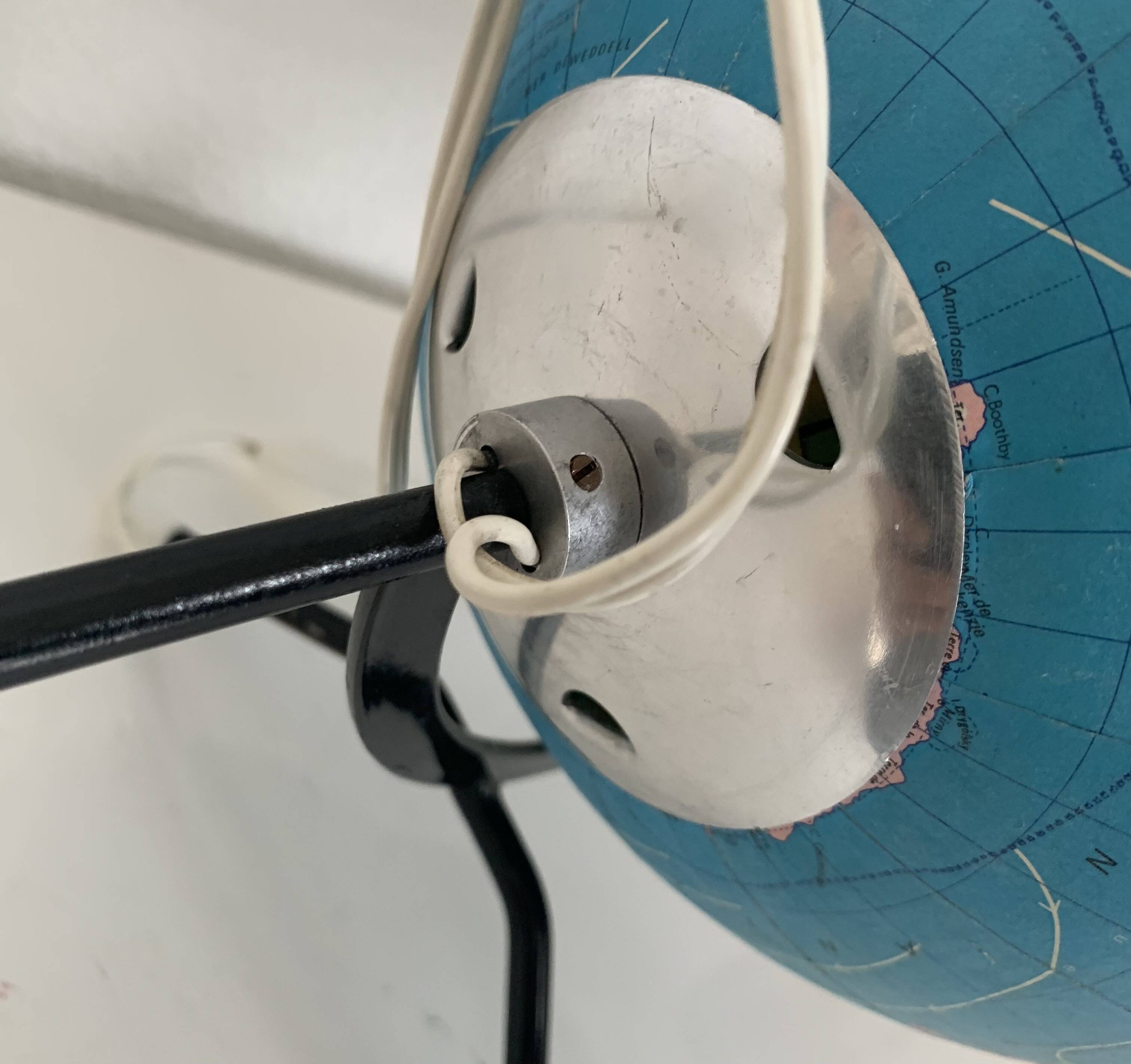 Vintage globe 1975 terrestrial tripod glass Taride world map - 28 cm