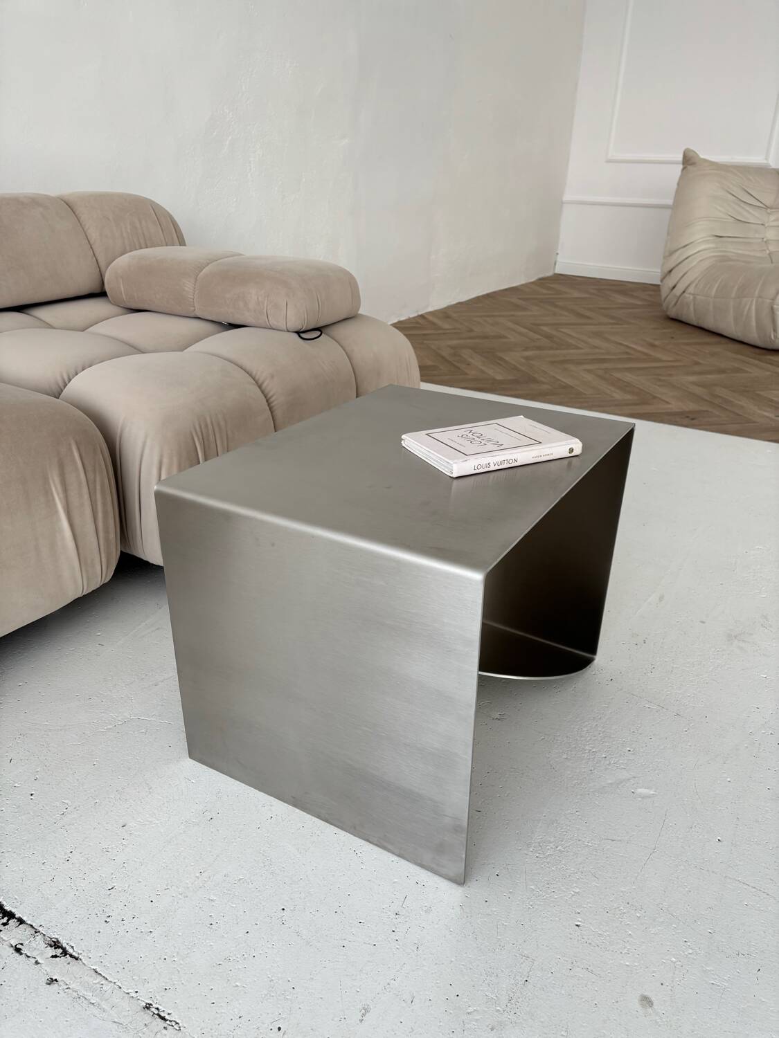 Table d'appoint Veliento en acier inoxydable