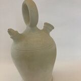 Jug in earth gargoulette or botijo