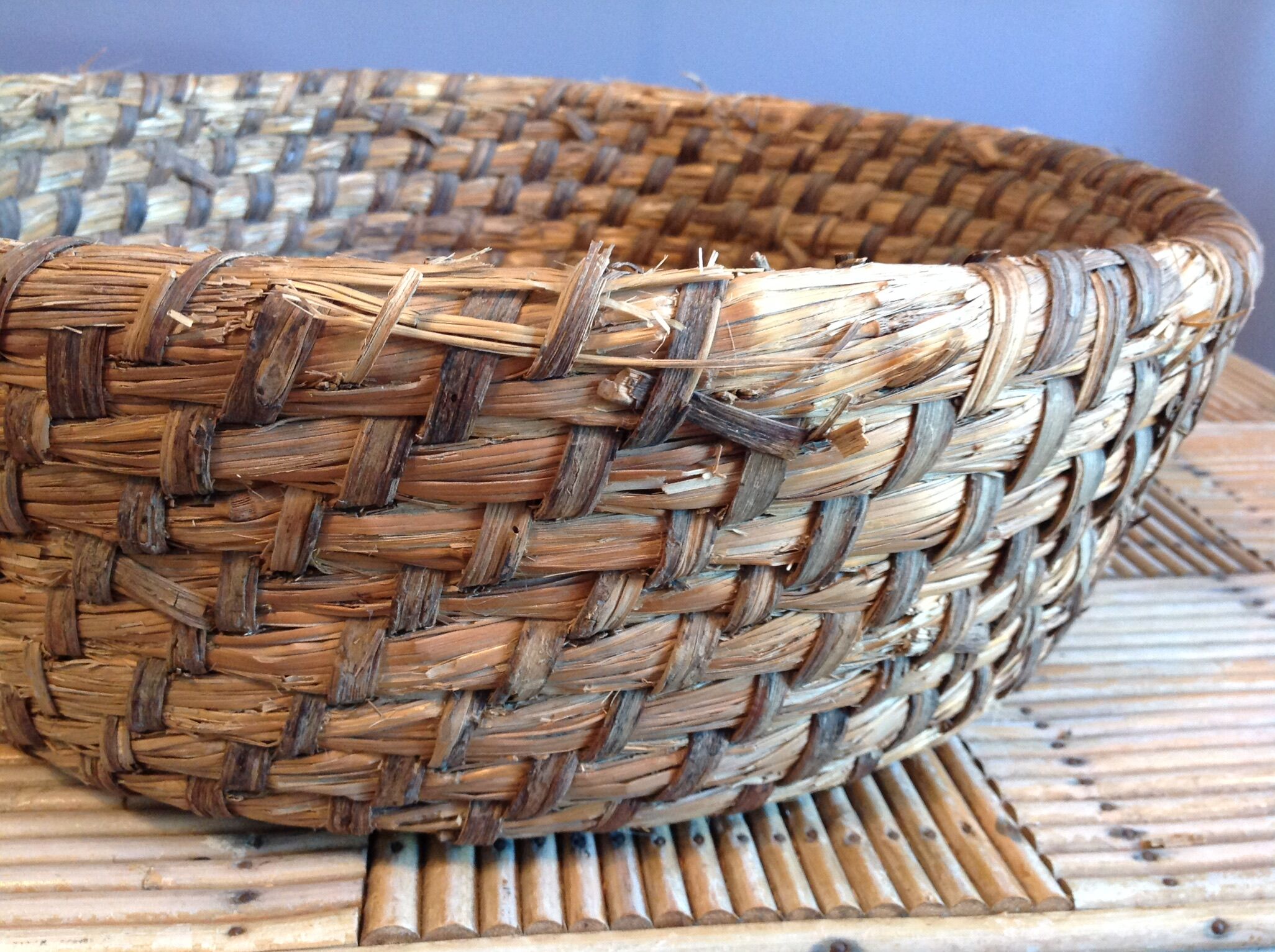 Braided straw basket