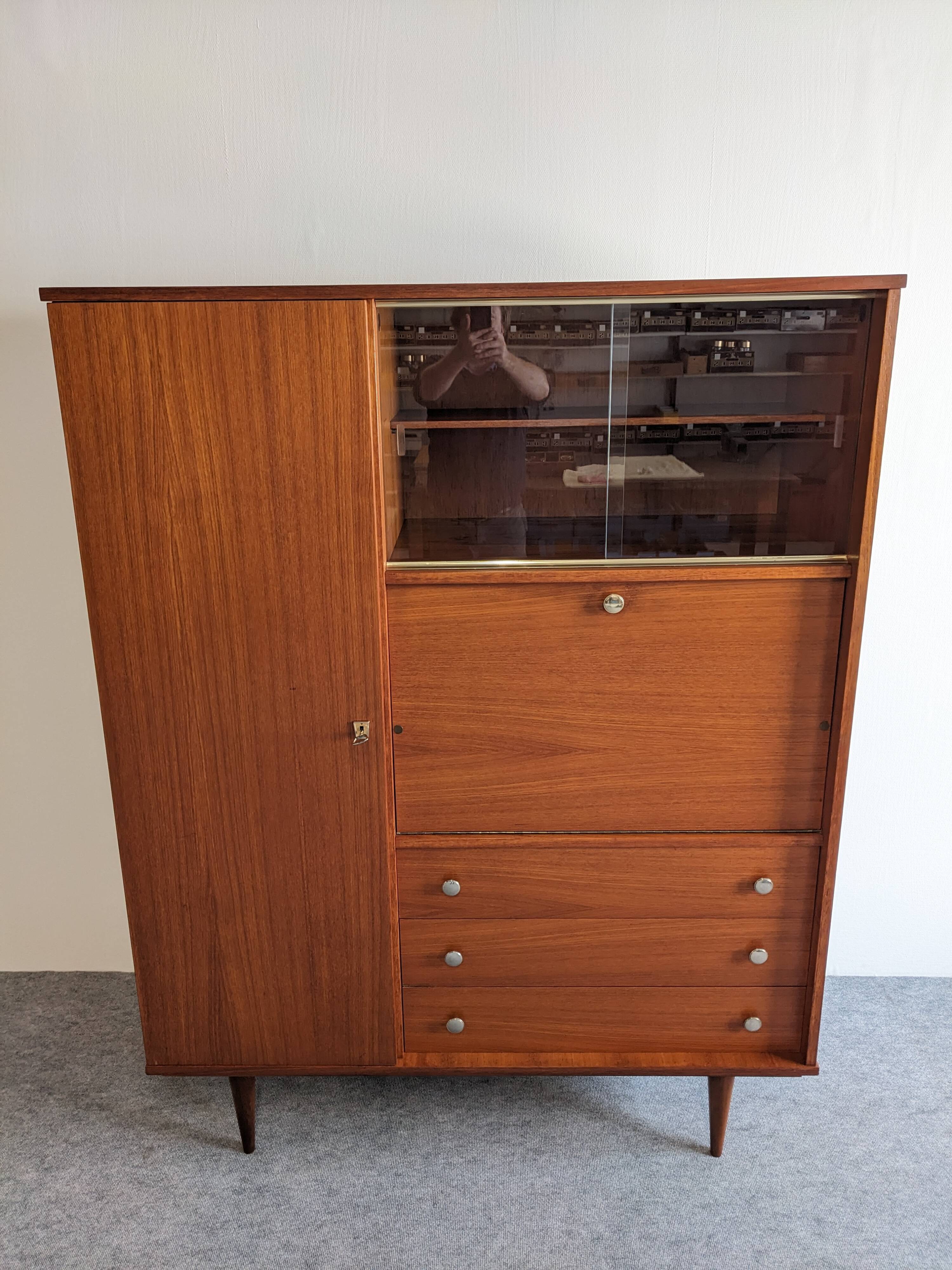 Armoire vitrine et secrétaire en palissandre années 50/60