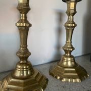 Paire de bougeoirs style Régence
