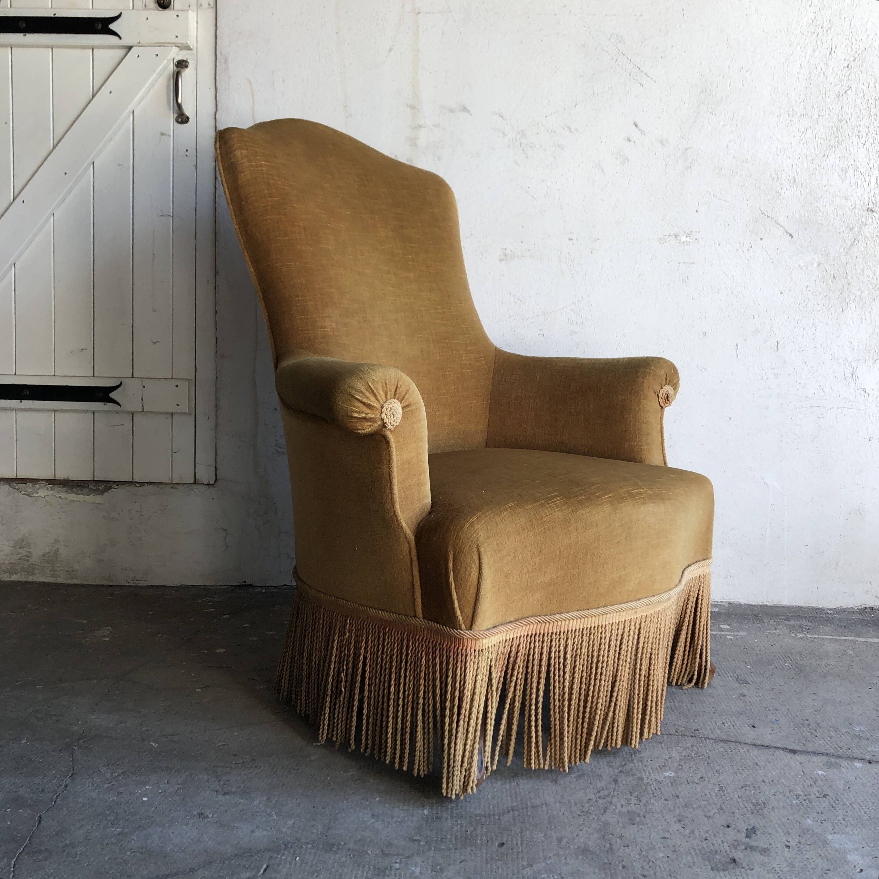 Toad chair