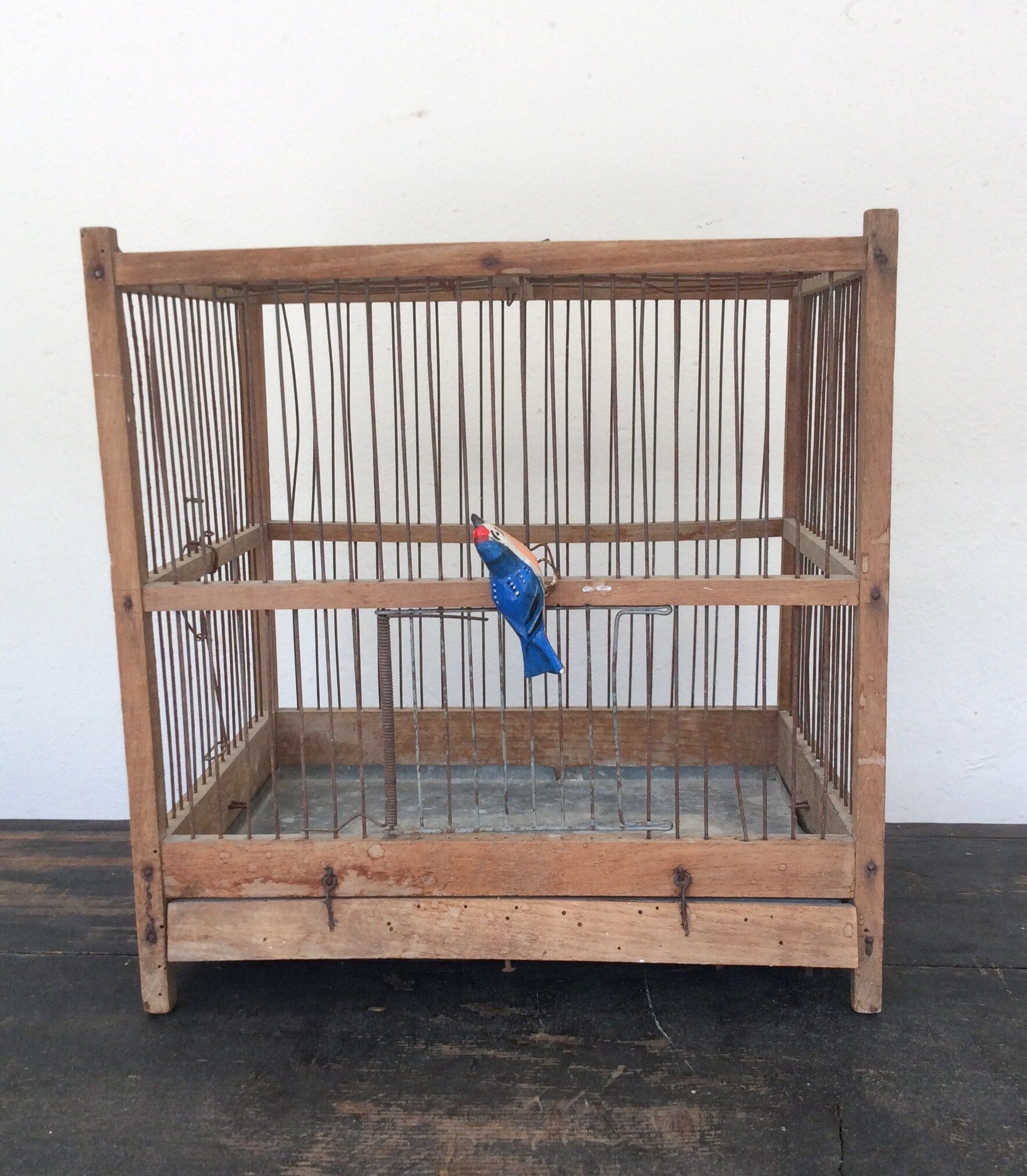 Birdcage in early 20th century