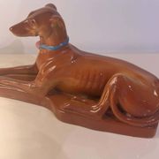 Figurine lévrier