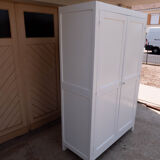 Armoire parisienne