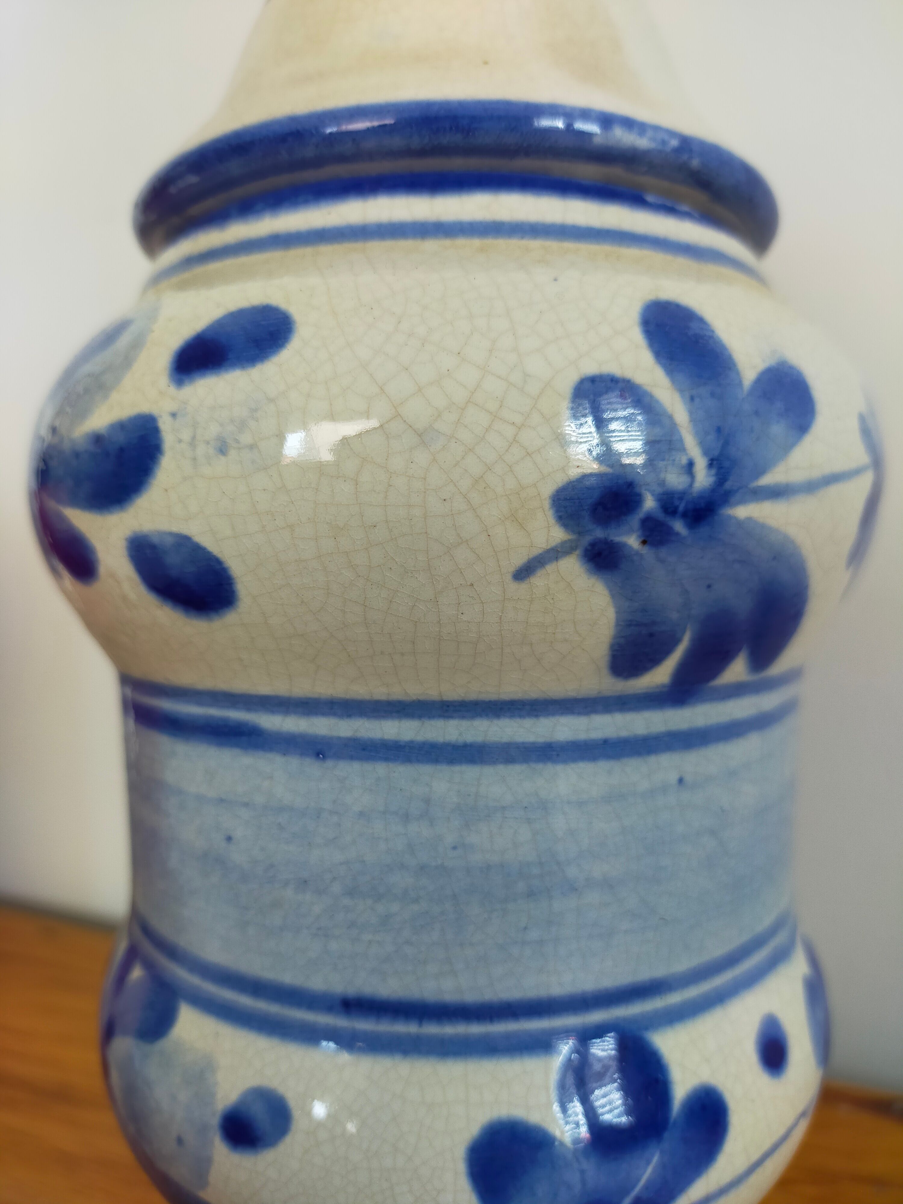 Pharmacy pot old vintage apothecary herbalist mint