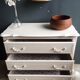 Commode blanche
