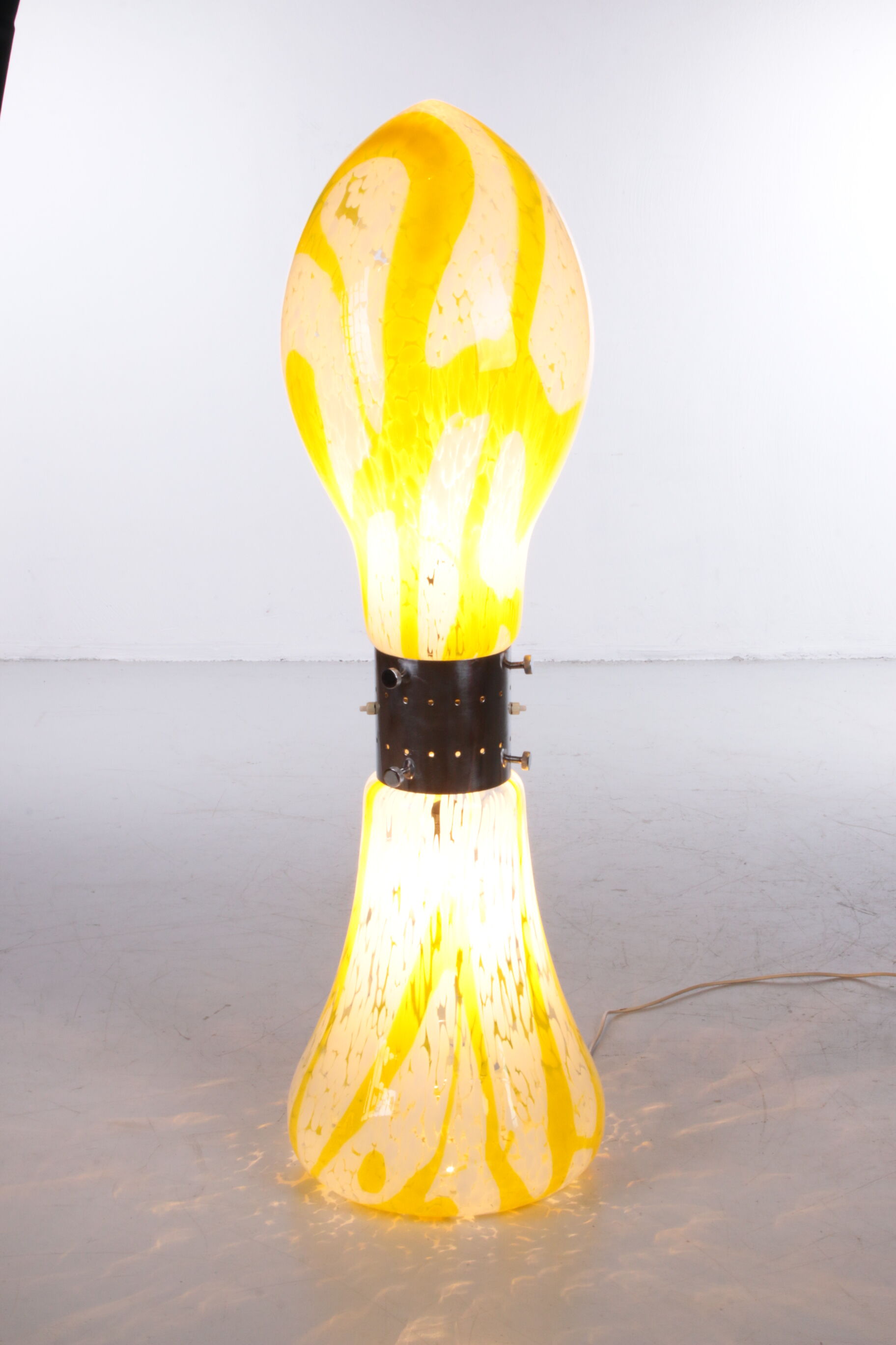Carlo Nason model Lipstick Design Floor Lamp, Made by Mazzega Italy.