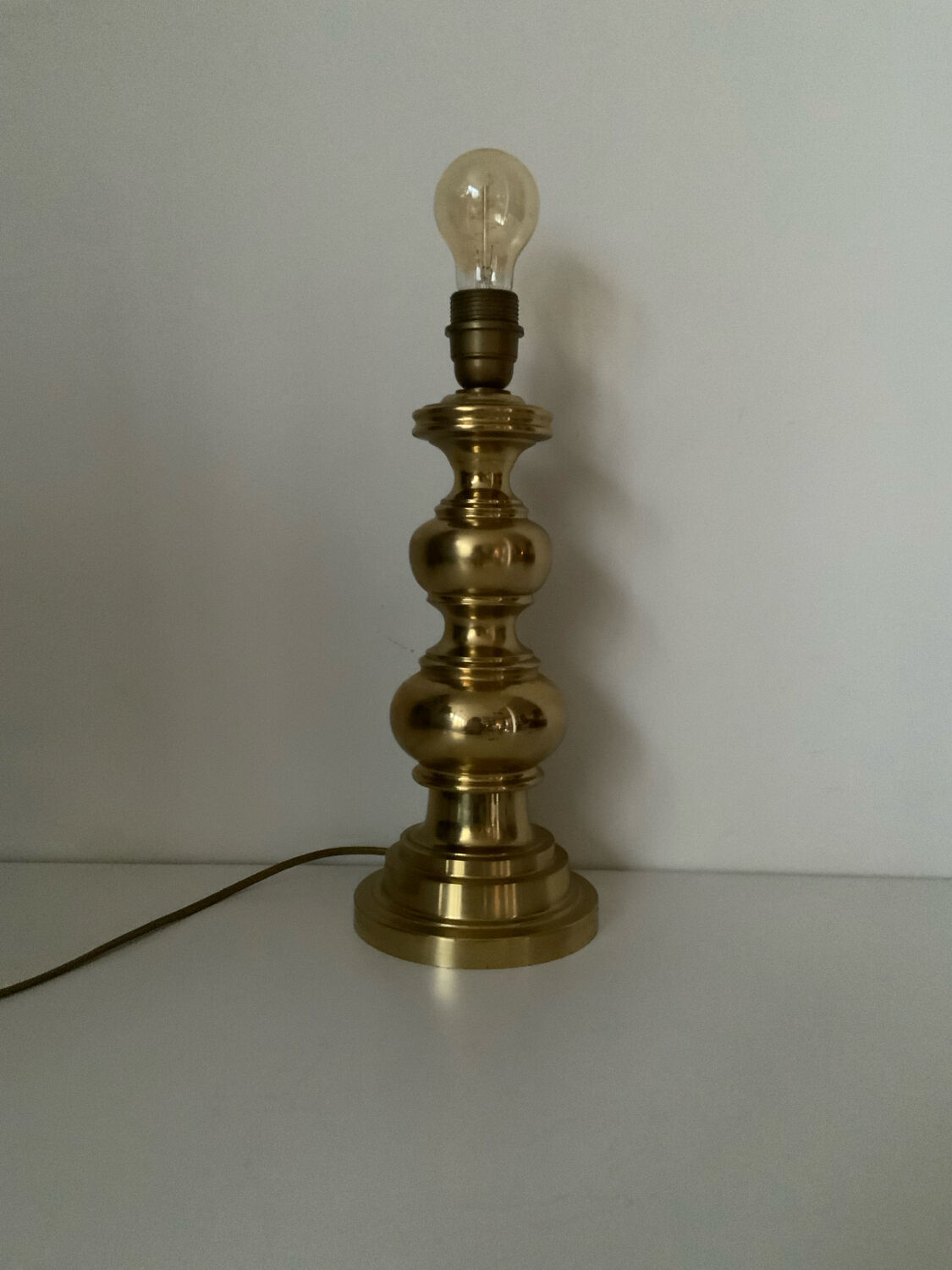 Brass lamp base