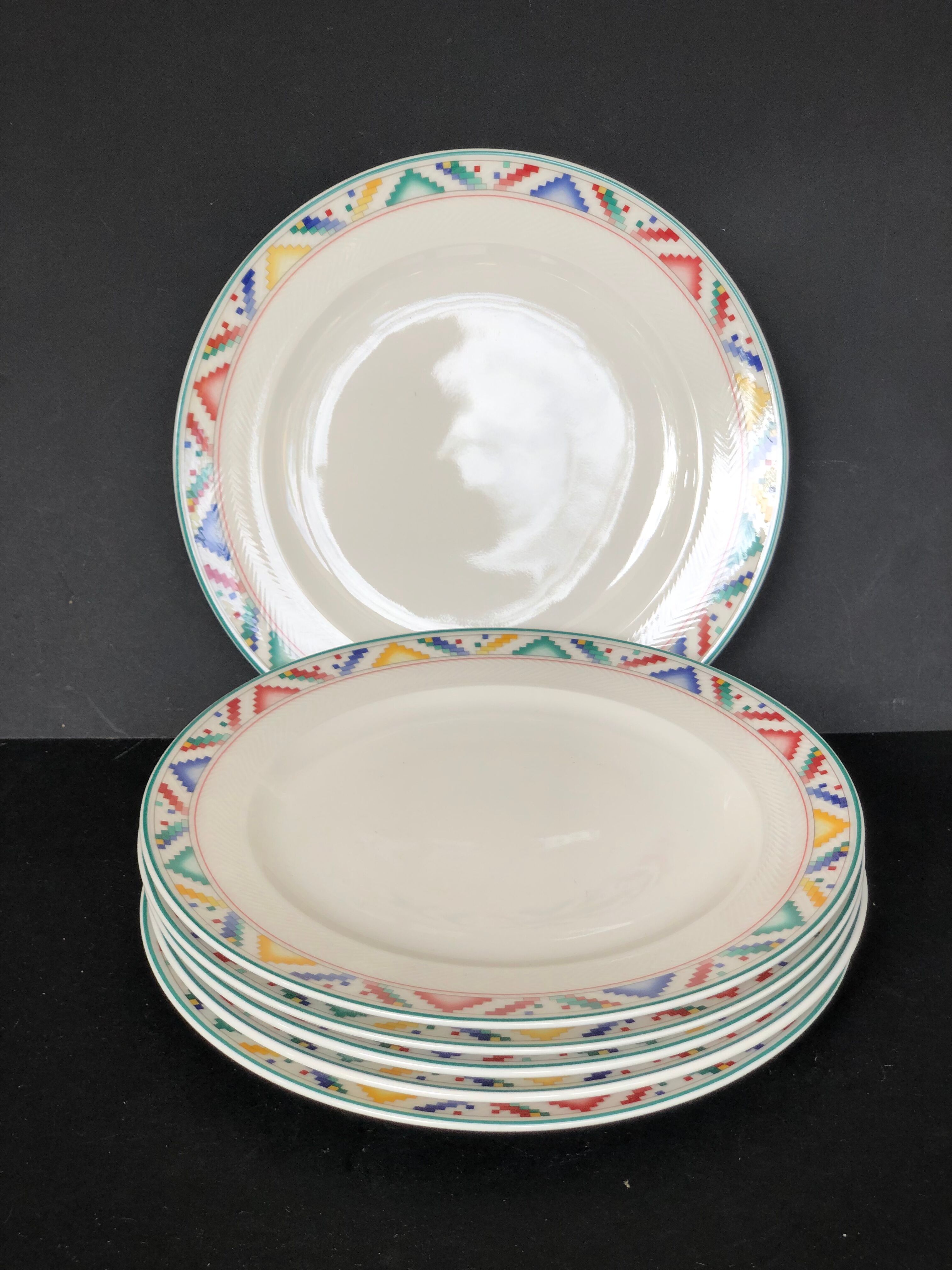 Villeroy and boch six dessert plates Indian look