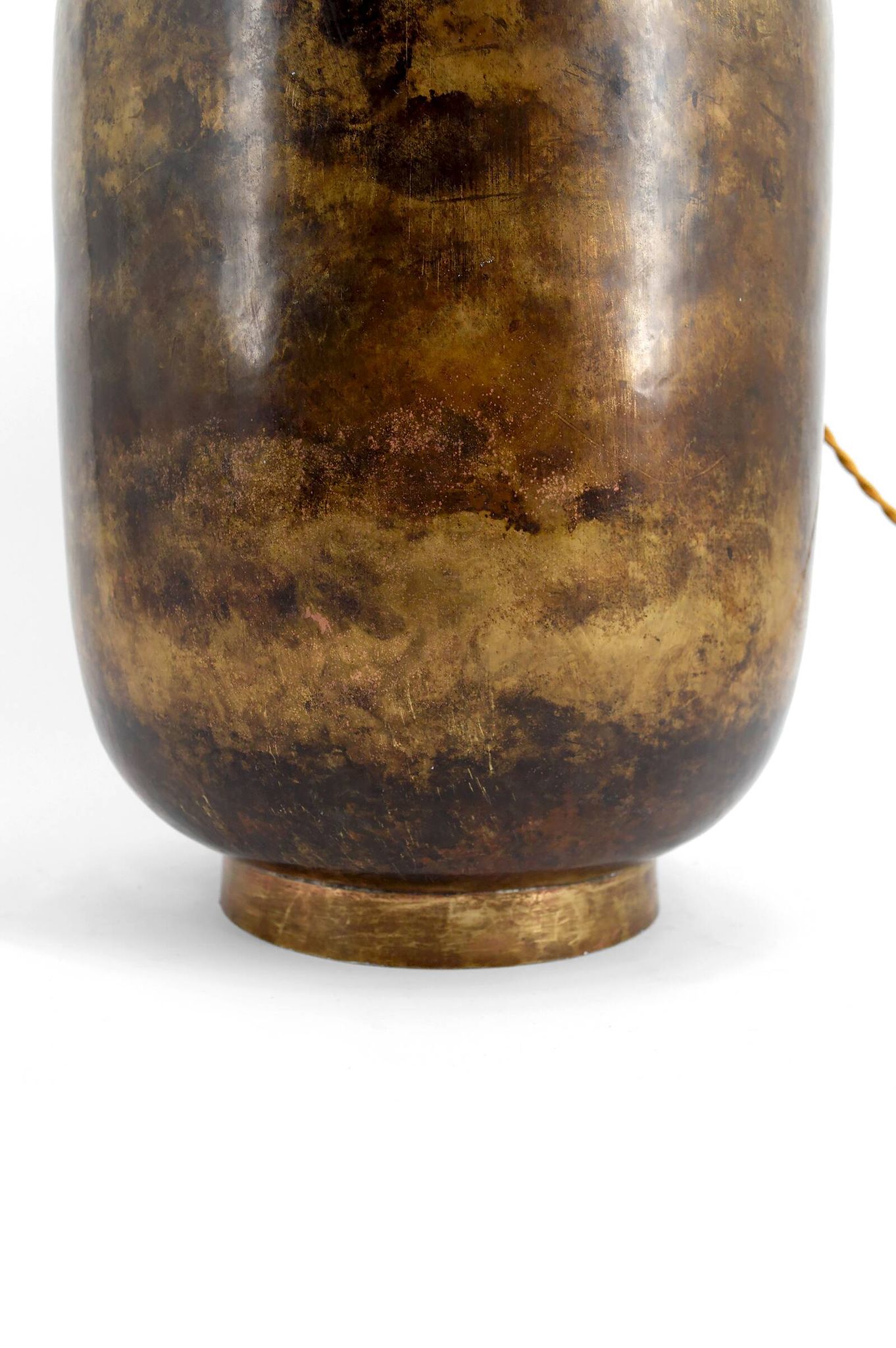 Art Deco modernist lamp in patinated brass, circa 1930.