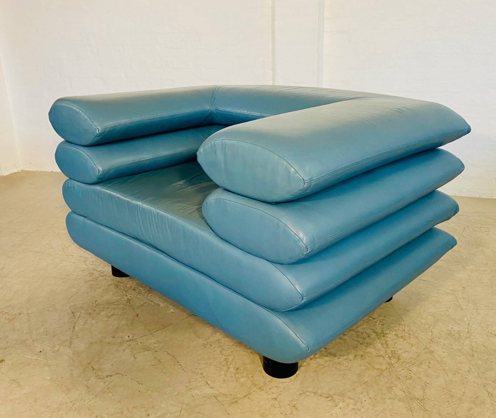 Chaise lounge suédoise vintage rétro en cuir turquoise