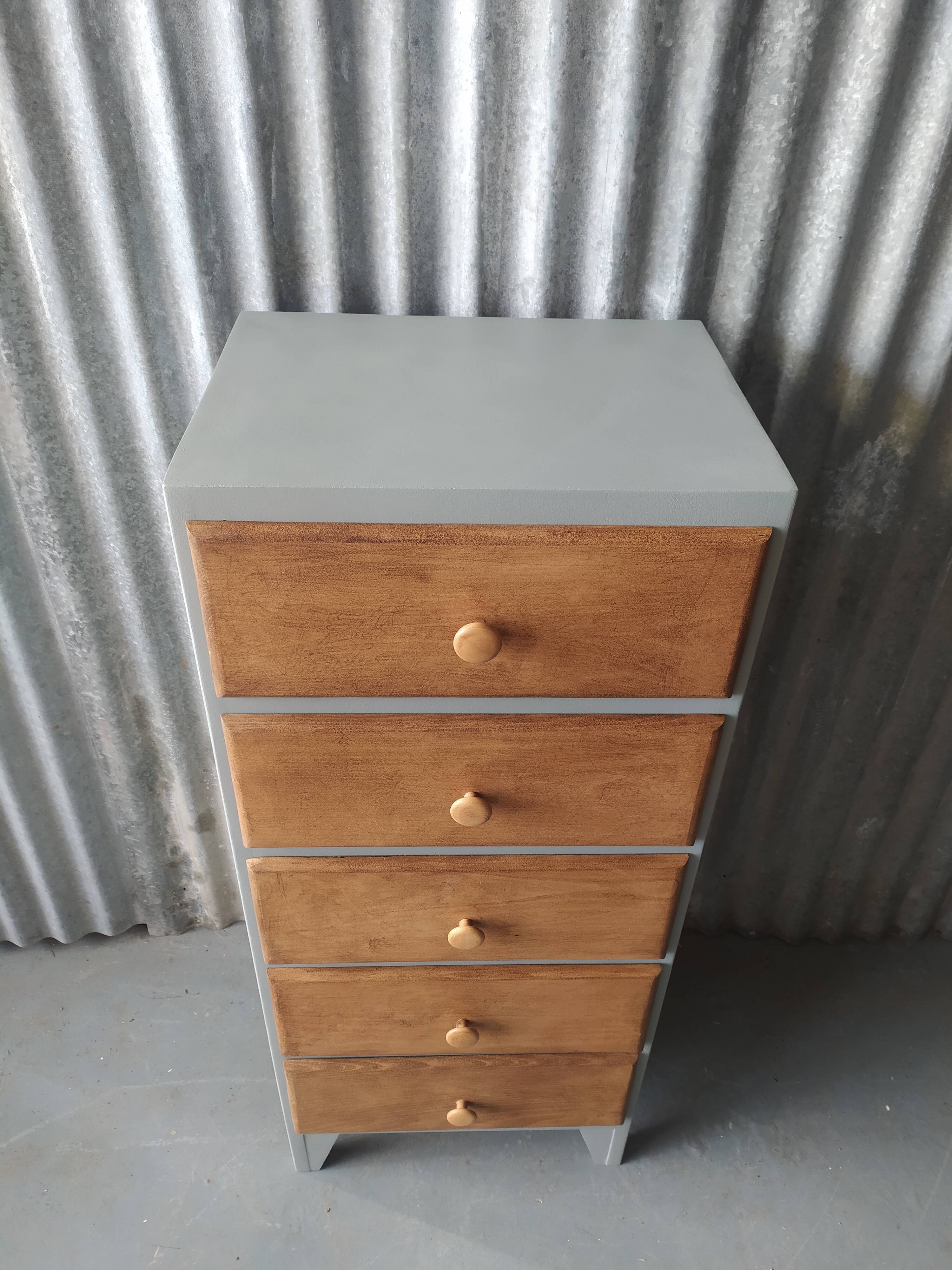 1950s dresser