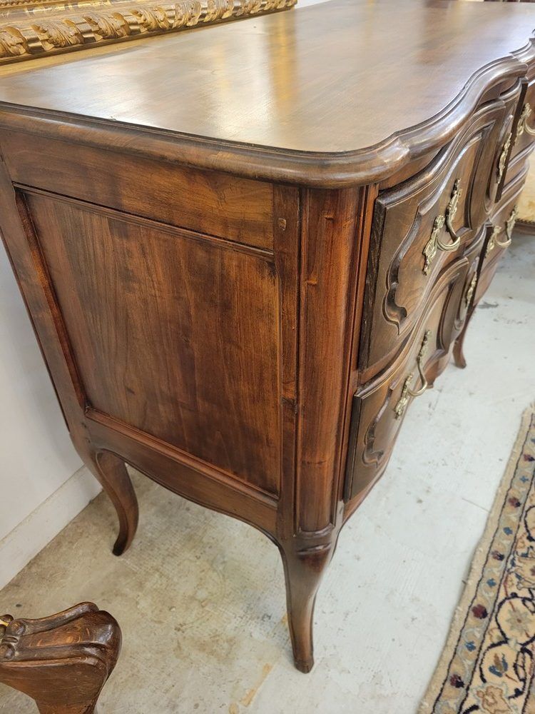 Louis XV crossbow commode