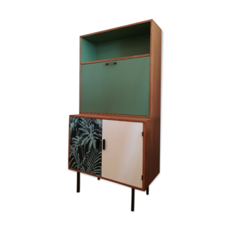 Furniture secretary