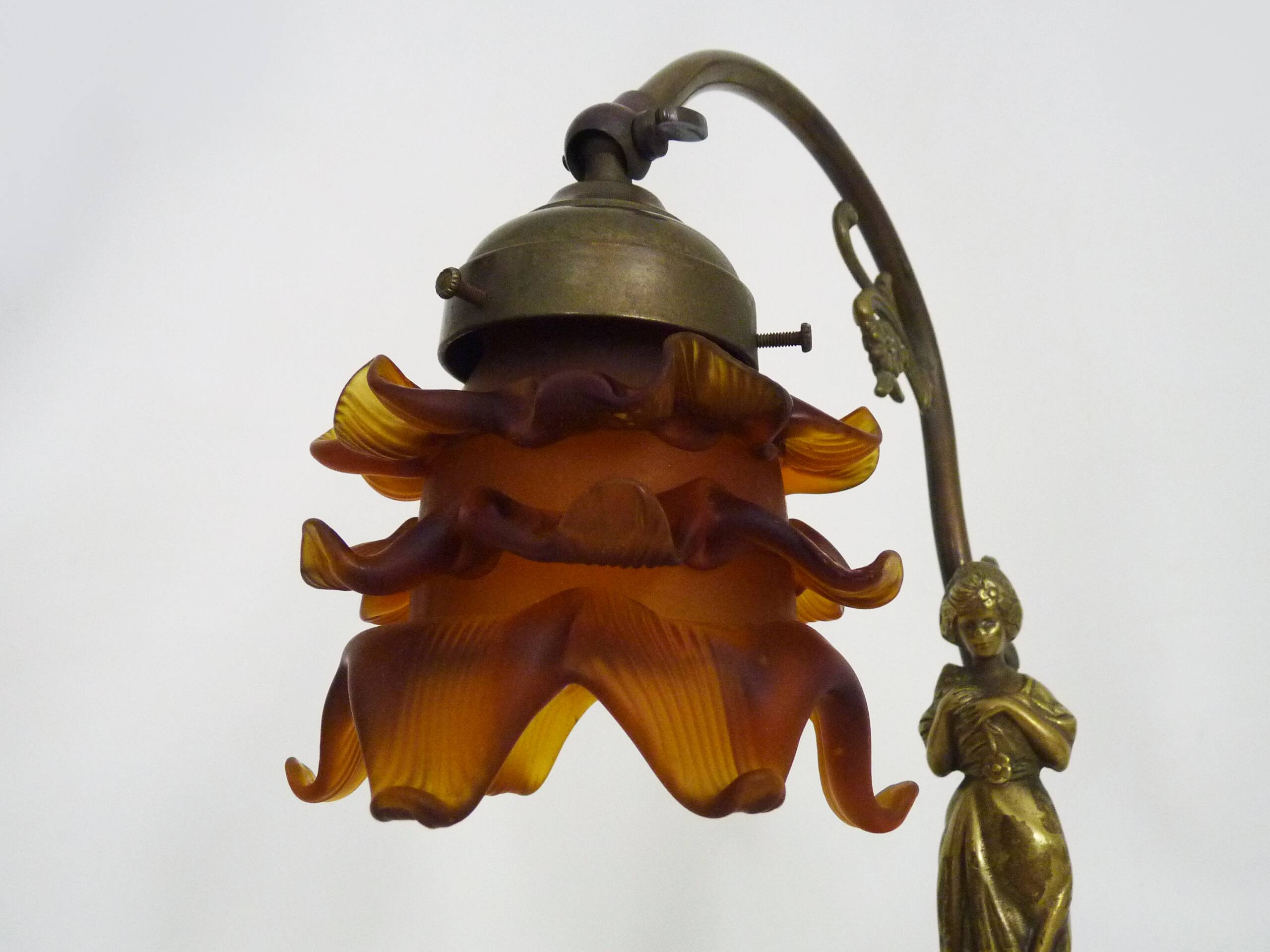 Table lamp, Art Nouveau style, female figure with removable head