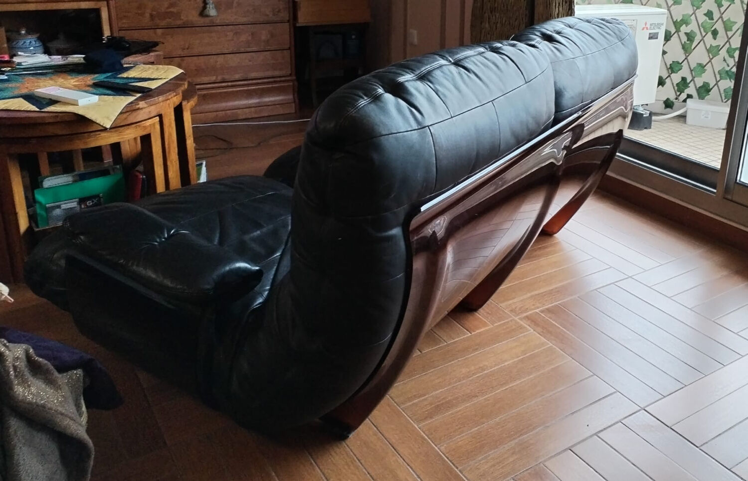 Marsala 2-seater sofa and armchair