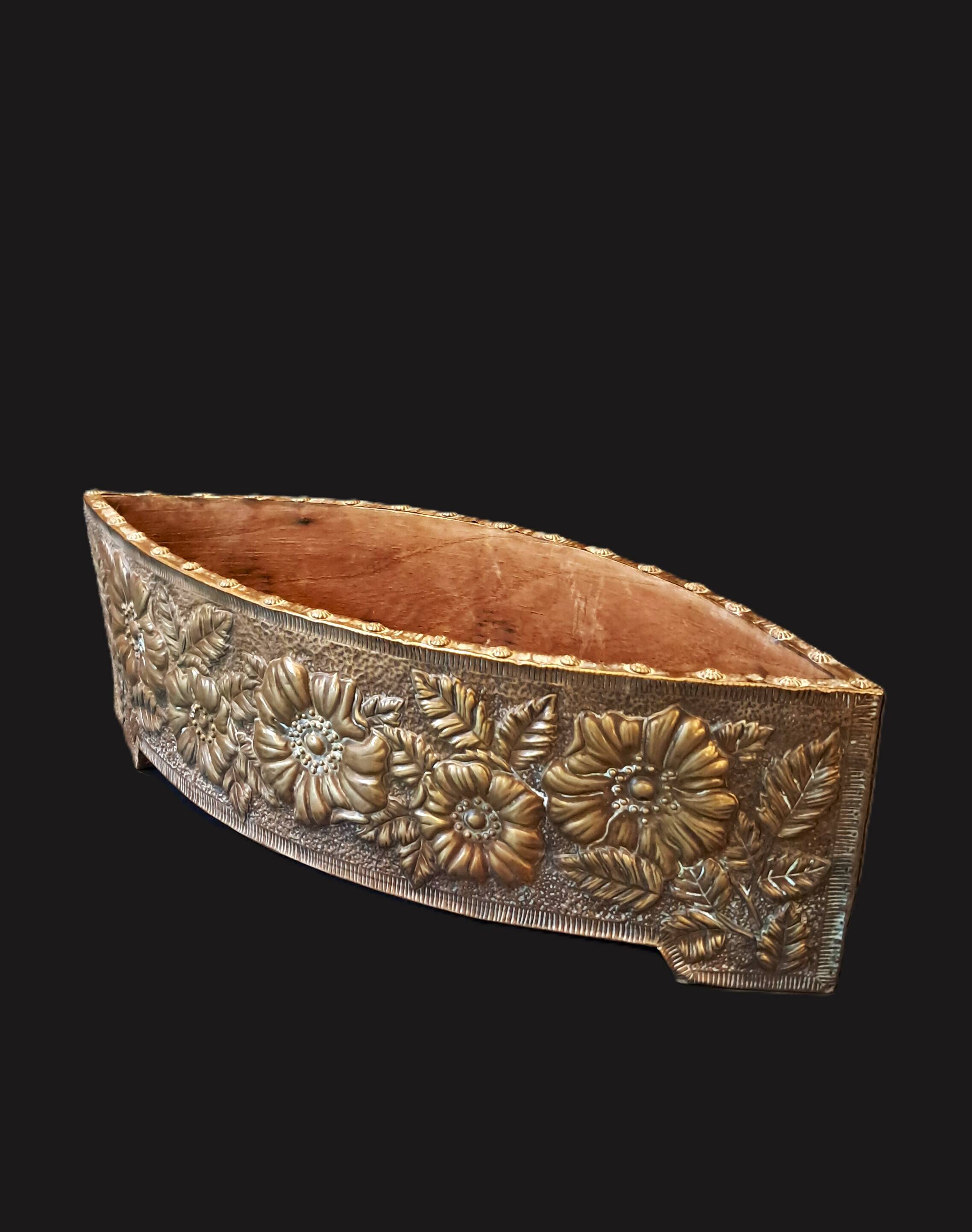 Art Nouveau Cachepot Planter in Marquise Shape with Floral Decoration in Lai