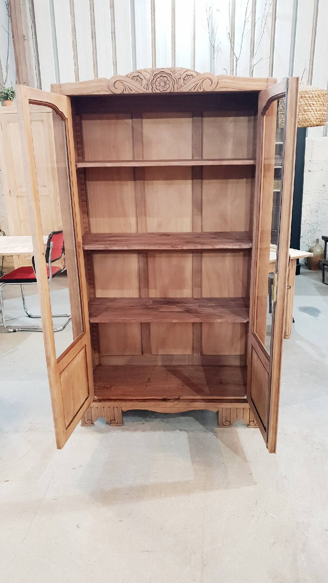 Old art-deco display case