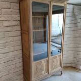 Display cabinet