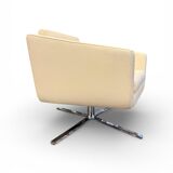 Fauteuil Pavo en cuir crème avec cadre en chrome de FSM, années 2000.