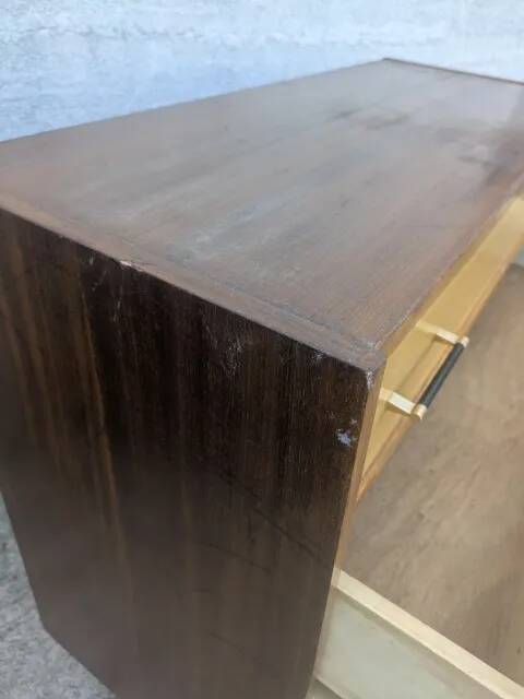 Commode vintage