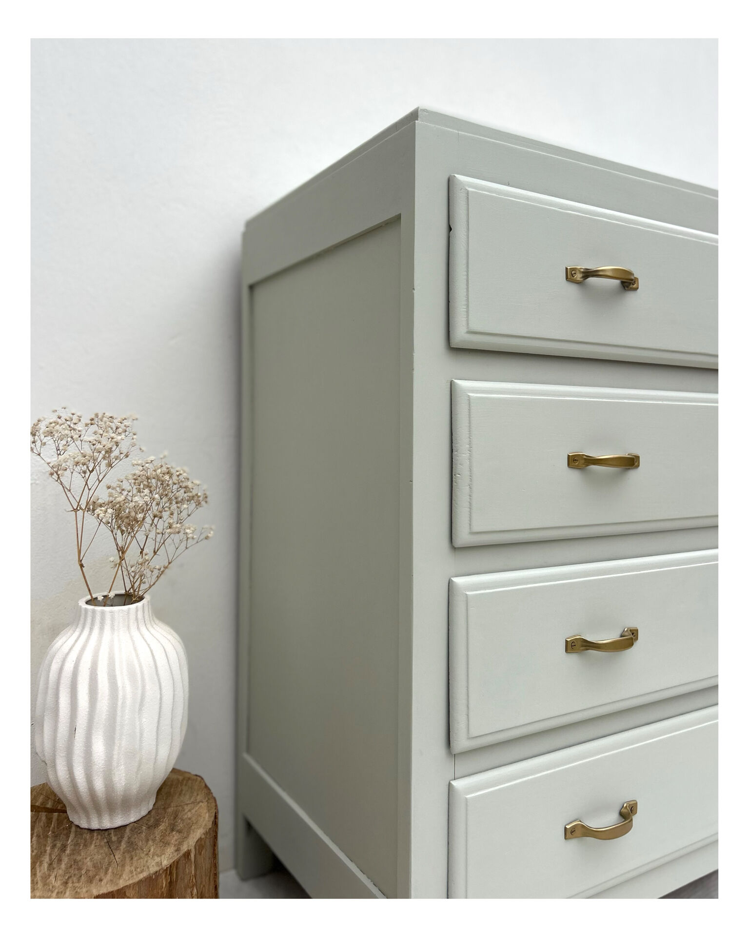 Commode vintage rénovée