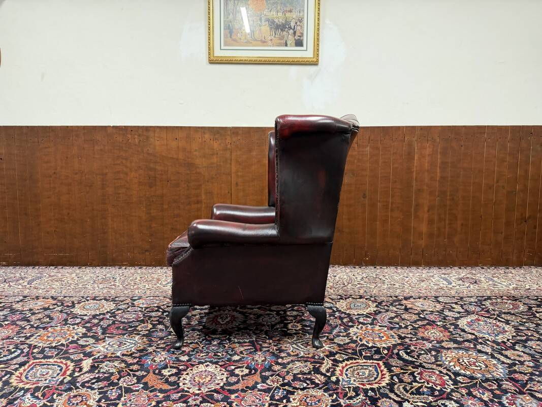 Fauteuil Chesterfield anglais classique