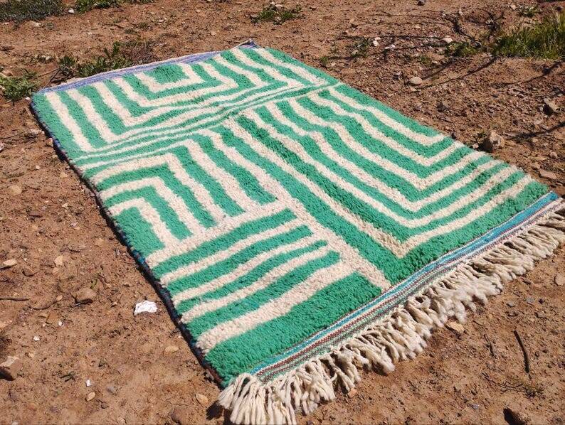 Traditional handmade pure wool rug, size 140 x 260 cm