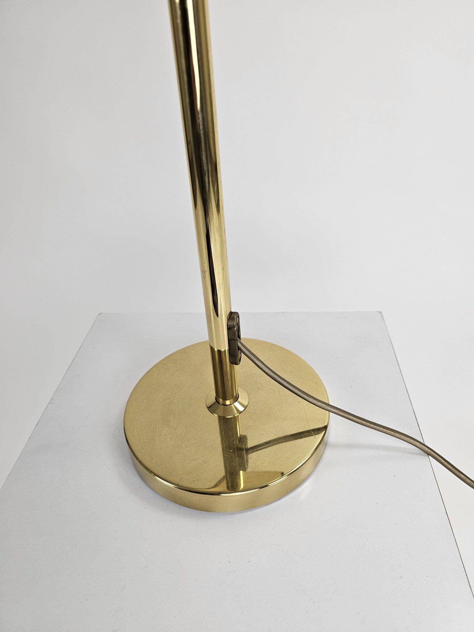 Lampe de table italienne en fibre de verre
